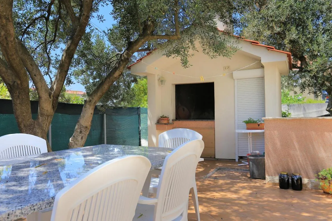 Apartments By The Sea Mavarstica, Ciovo - 18651 Trogir