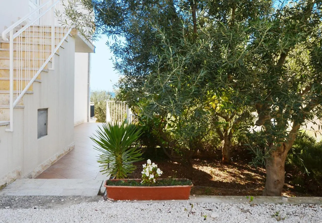 Apartments By The Sea Mavarstica, Ciovo - 18651 Trogir