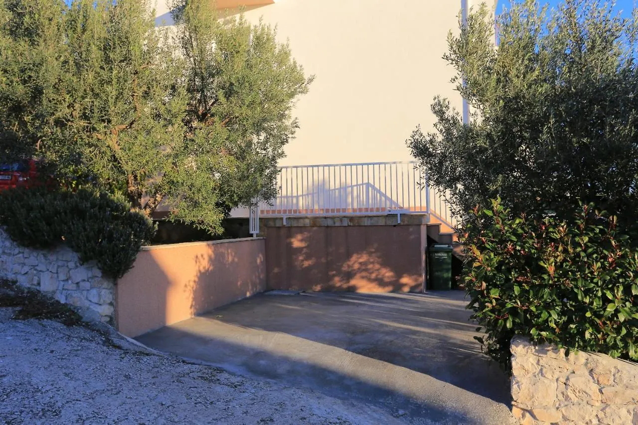 Apartments By The Sea Mavarstica, Ciovo - 18651 Trogir
