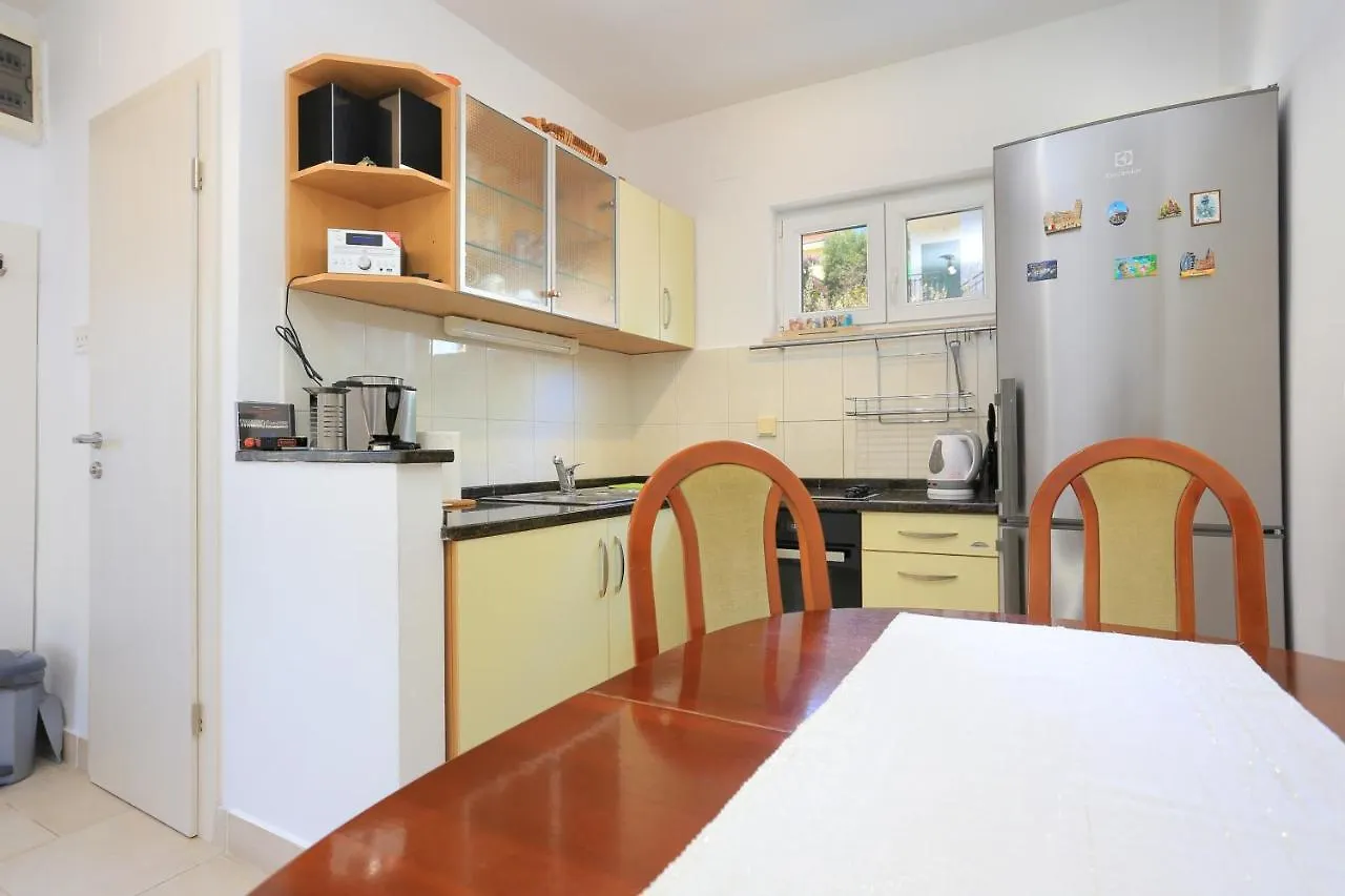 Apartments By The Sea Mavarstica, Ciovo - 18651 Trogir Croatia